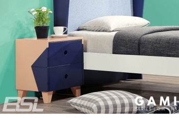 GAMI NIGHTSTAND